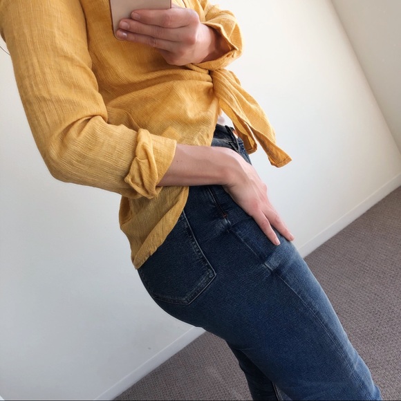 LAST S —Mustard summer top - Picture 2 of 3
